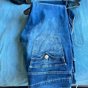 I got true religion, Ricky flexible straight size 32